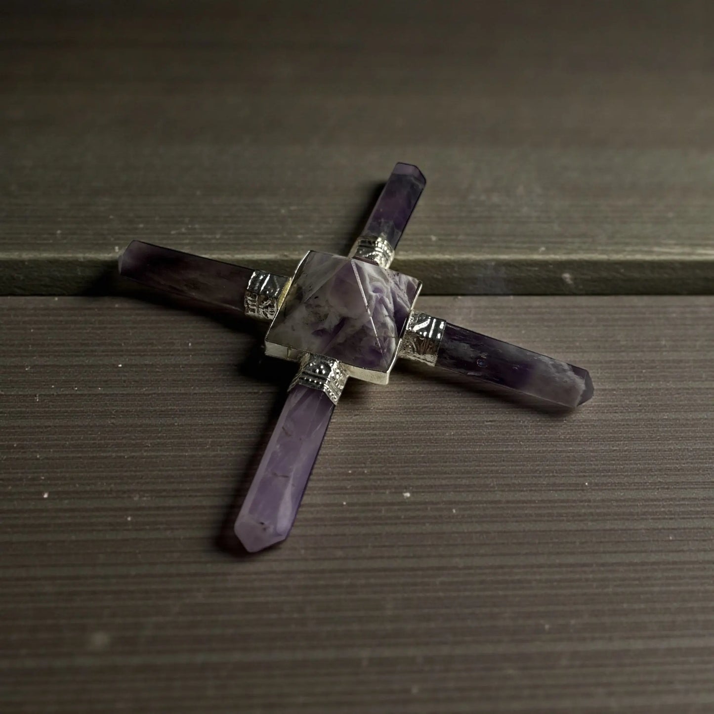 Amethyst 4-Point Pyramid Energy Generator - Soulara Life