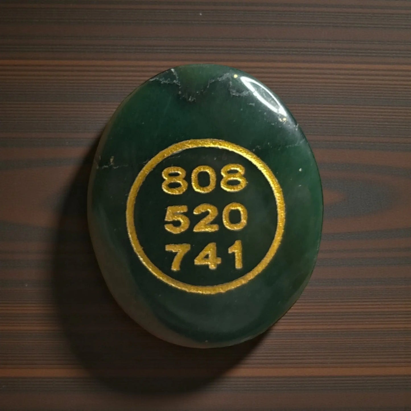 Zibu Symbol Palm Stone – Money Magnet Symbol Engraved on Green Aventurine - Soulara Life
