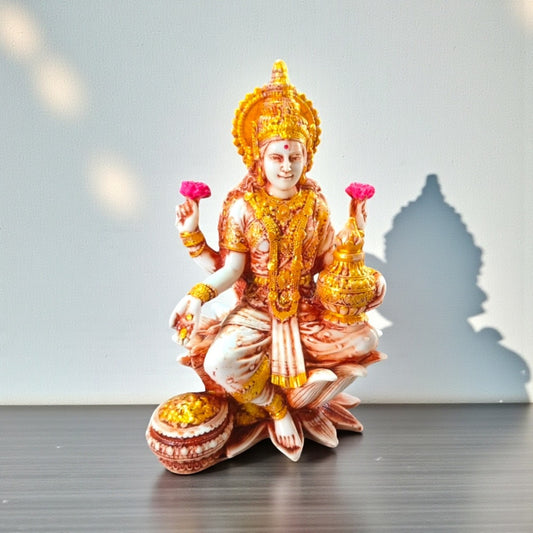 Statue Laxmi Ji